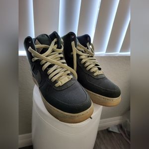 Nike Air Hi-top shoes